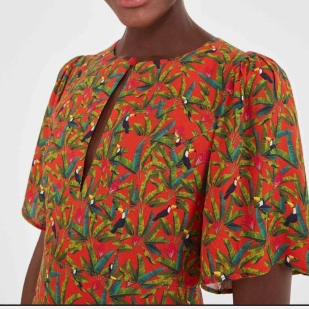 FARM Rio Red Tropical Toucan Dress with Green Leaf Accents